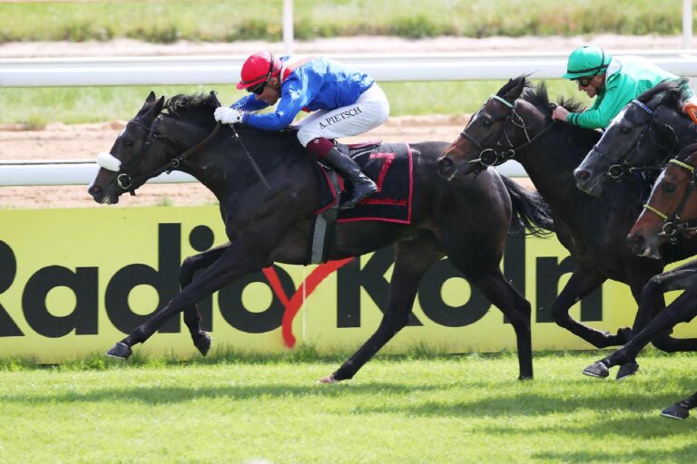 Frankreich-Treffer für Hickst und Dörthe