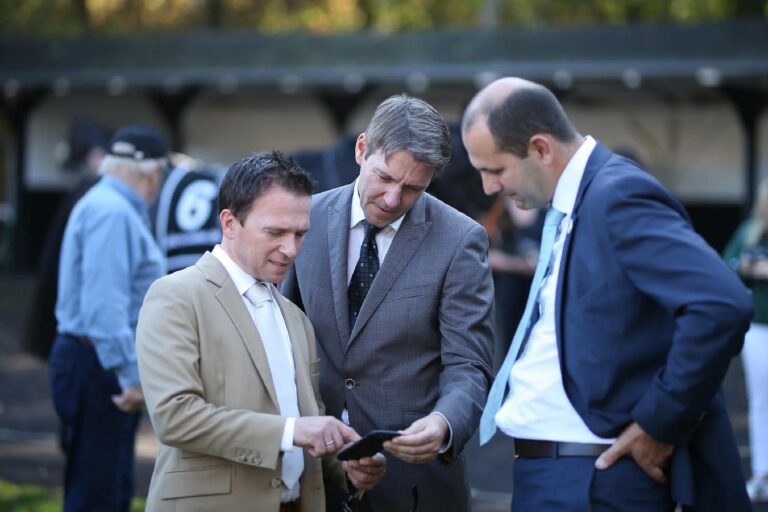 Andreas Suborics (li.) und Markus Klug (Mi.)