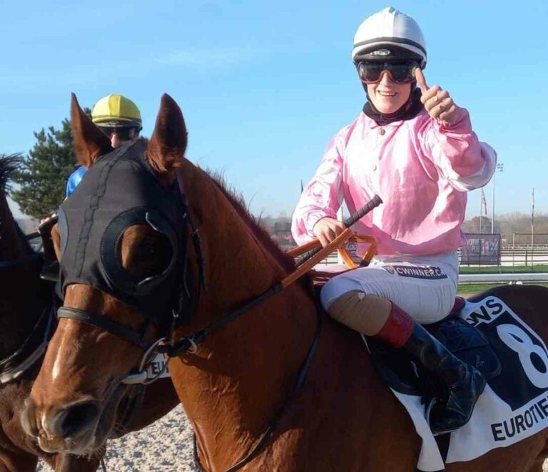 Sibylle Vogt auf Stone The Crows (Foto: privat)