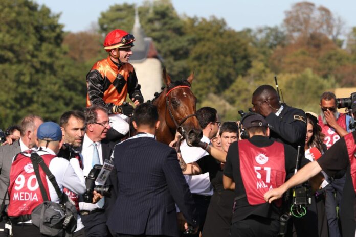 Ace Impact siegt unter Cristian Demuro im Qatar Prix de'Arc de Triomphe