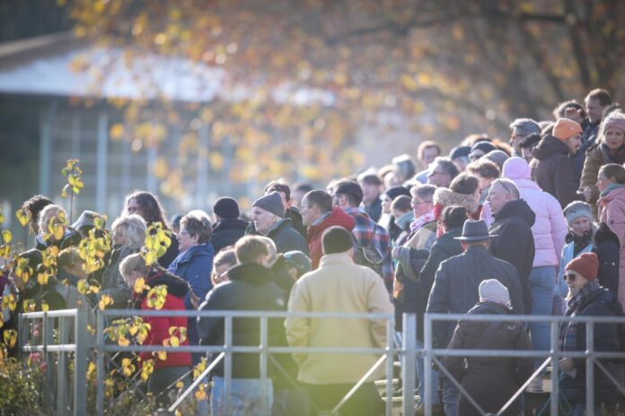 Gut besucht: Der letzte Renntag der Saison in Krefeld