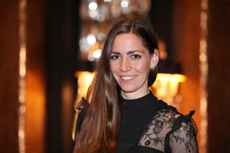 Elena Delor verlässt die Besitzervereinigung zum Jahreswechsel