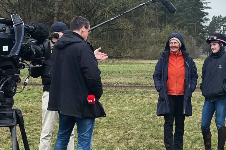 Lilli-Marie Engels und Eva Fabianova (v.re.) Foto privat