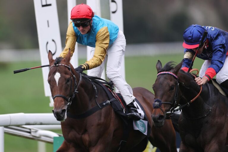 Anspruch (li.) bei seinem Maidensieg