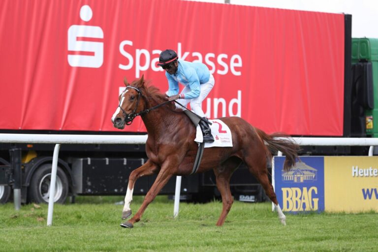 Nina’s Lob hochüberlegen zum zweiten Listentreffer