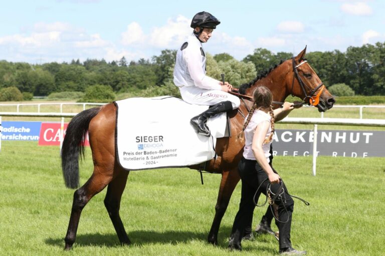 Tiffany nach dem Listensieg in Iffezheim