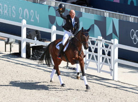 Ehrenrunde von Olympiasieger Michael Jung auf Chipmunk Foto: Sorge