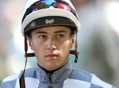 Johanna Walsh holt Irish Oaks mit Dylan Browne McMonagle Dylan Browne Mc Monagle
