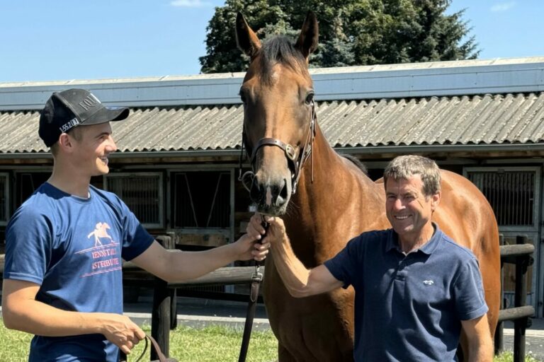 Pferd nach Trainer benannt: Schiergen trainiert jetzt Schiergen!