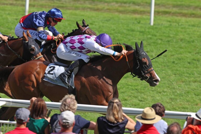 Tashbeeh siegt unter Adrie de Vries