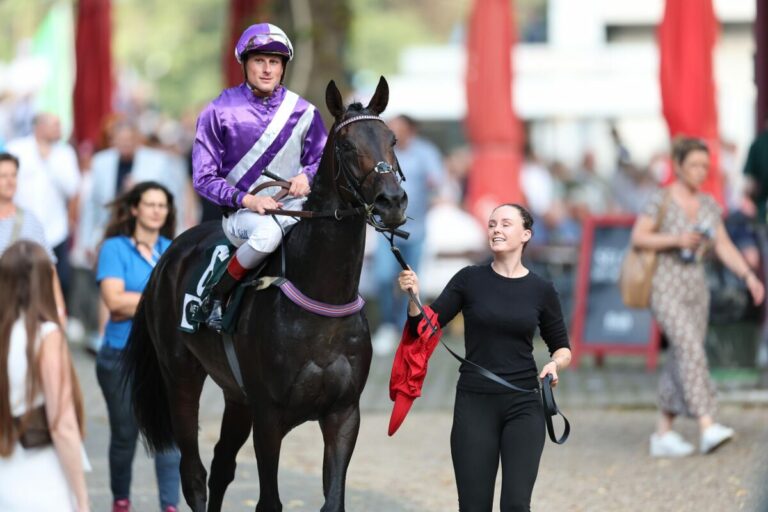 Schwarzer Wolf schnappt in der Viererwette zu – Seidl mit Doppelsieg