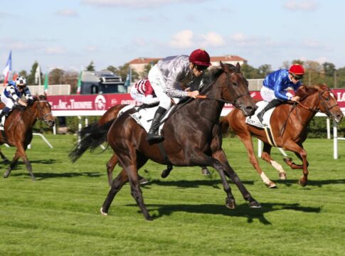 Doha siegt unter Christophe Soumillon im Prix Dahlia, L.