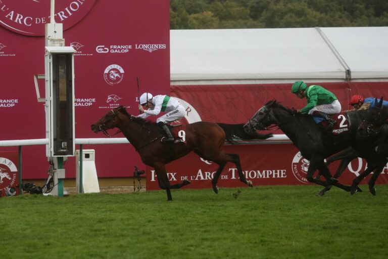 Friendly Soul gewinnt den Opera – Trainer-Legende Gosden Eins-Zwei