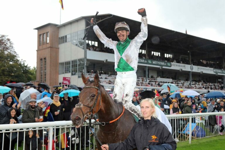 Quest the Moon nach dem Sieg mit Rene Piechulek Foto: Sorge