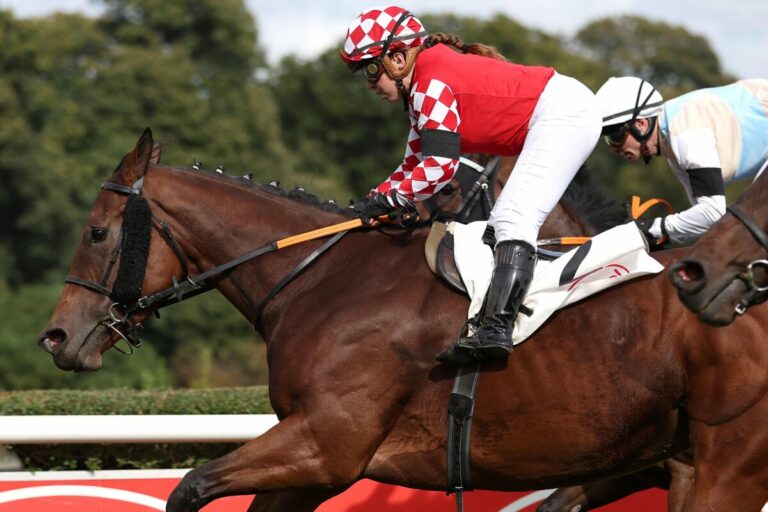 Ex-Deutsche Surge kommt auf Platz zehn im Deauville-Listenrennen