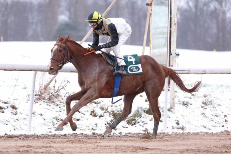 Primo Violetto gewann das erste Rennen 2025