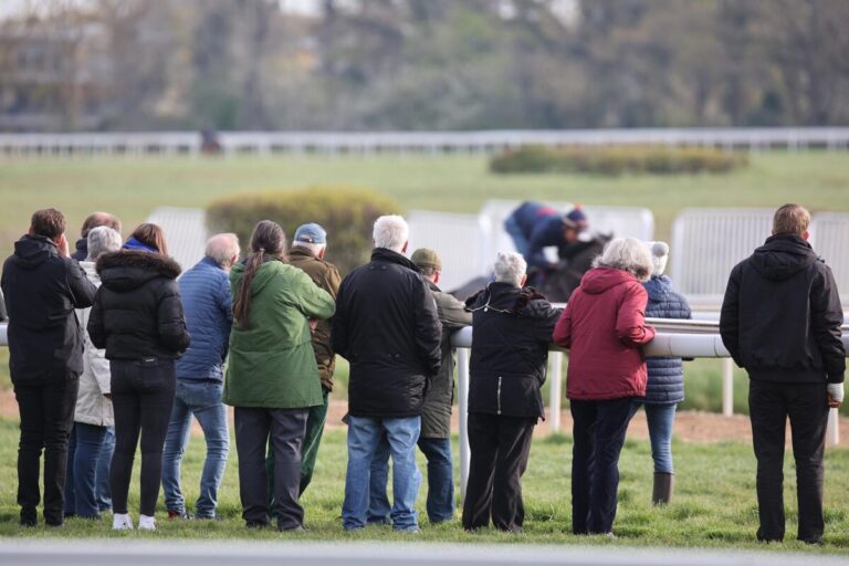 Ein Blick hinter die Kulissen des Rennsports – Tag der Rennställe 2025