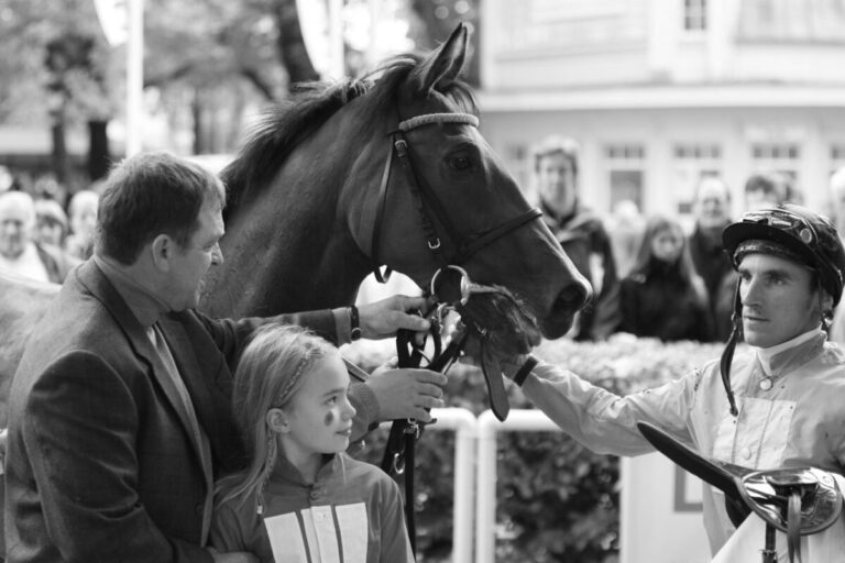 Diana-Siegerin Rosenreihe eingegangen