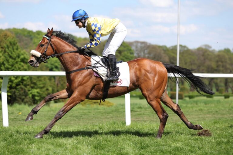 Crefelder markiert den Doppelsieg für Baltromei und Kleinkorres