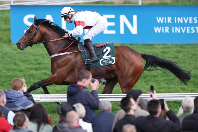 Alleno siegt unter Sibylle Vogt im Sauren Dachfonds Preis (ex Gerling-Preis)