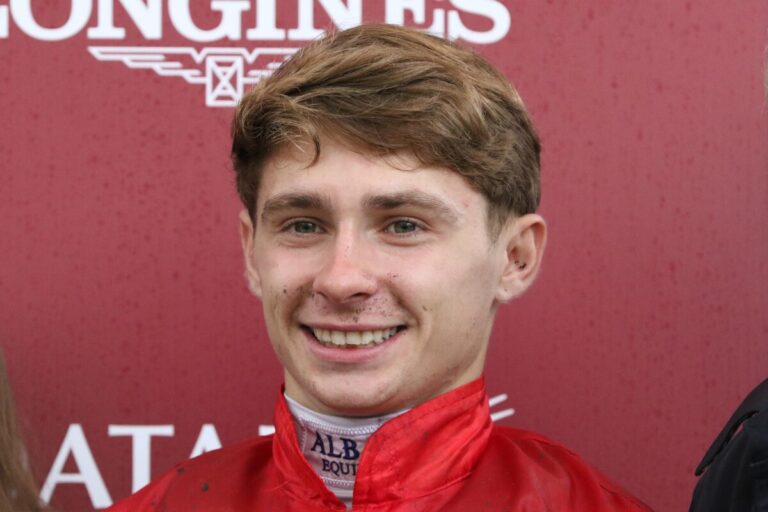 Klassiker-Feld steht – Vertical Blue mit Alexis Pouchin