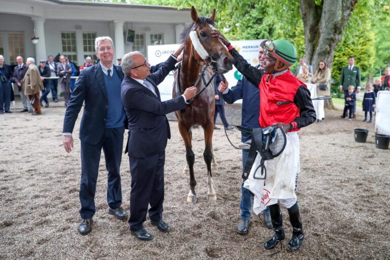 Wöhlers Hattrick bringt Spannung in das deutsche Trainerchampionat