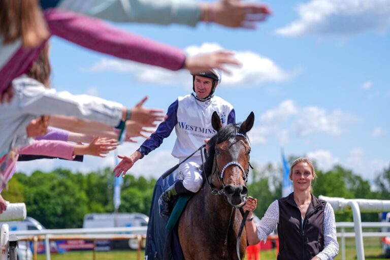Der Besuch in Hannover: 7.600 am Burckhardt Jubiläumsrenntag