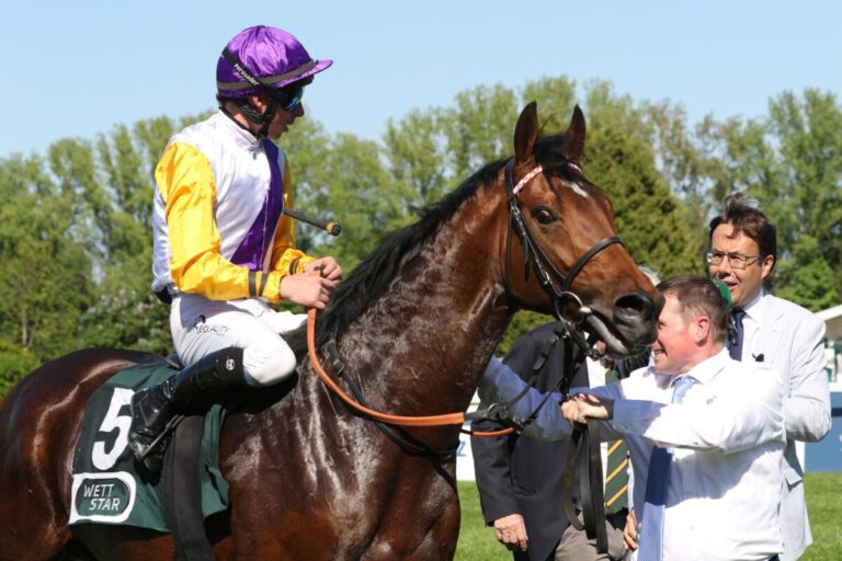 Im Derby-Trial: Path of Soldier mit Rene Piechulek, sechs laufen