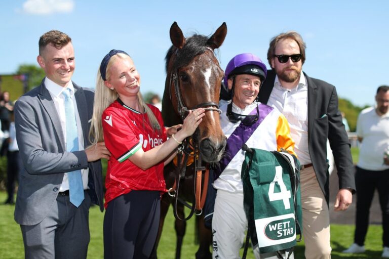 Schiergen und de Vries „on Fire“ – Egina holt das Listenrennen