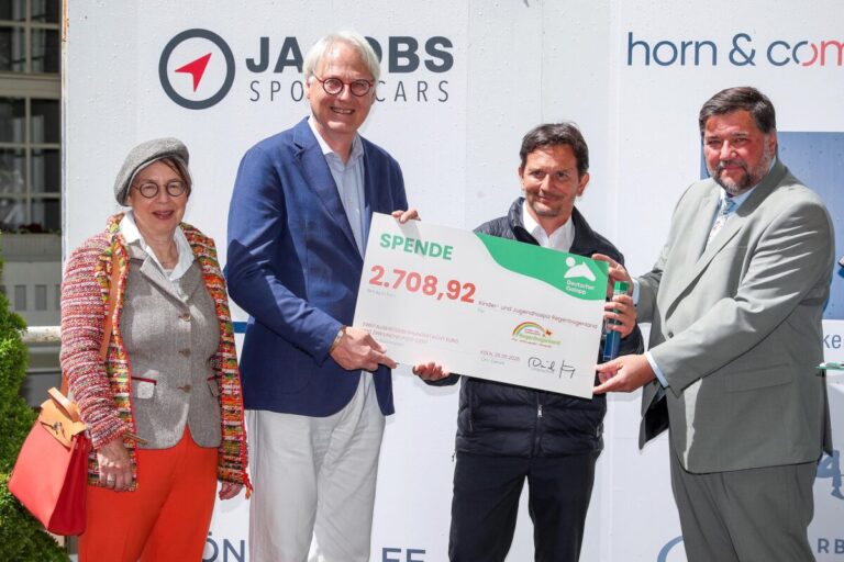 Tag der Rennställe – Spendenübergabe an Kinder- und Jugendhospiz