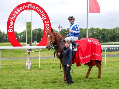 Calyx Rose siegt unter Rene Piechulek im Grosser Preis der Sparkasse Dortmund – Listenrennen