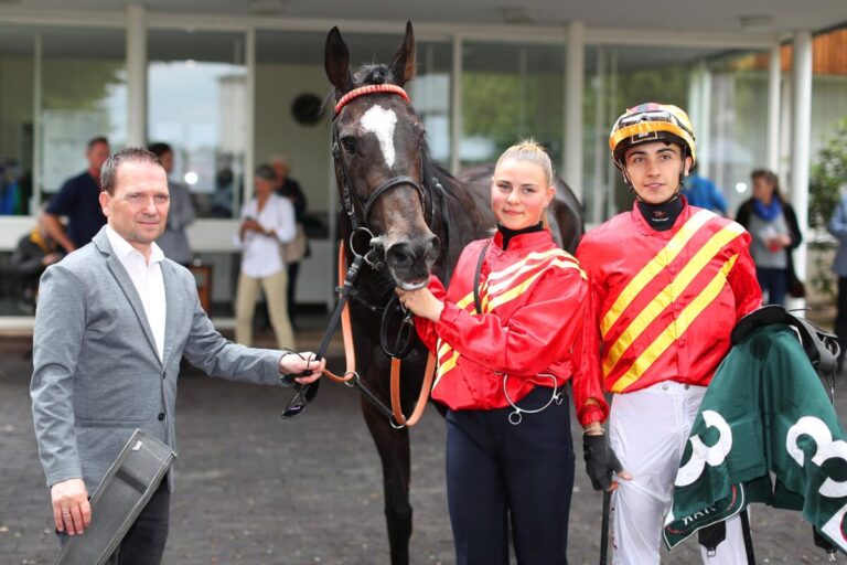 Zweiter in Hannover, dann Sieg auf der Heimatbahn – Piu Bella ohne Mühe