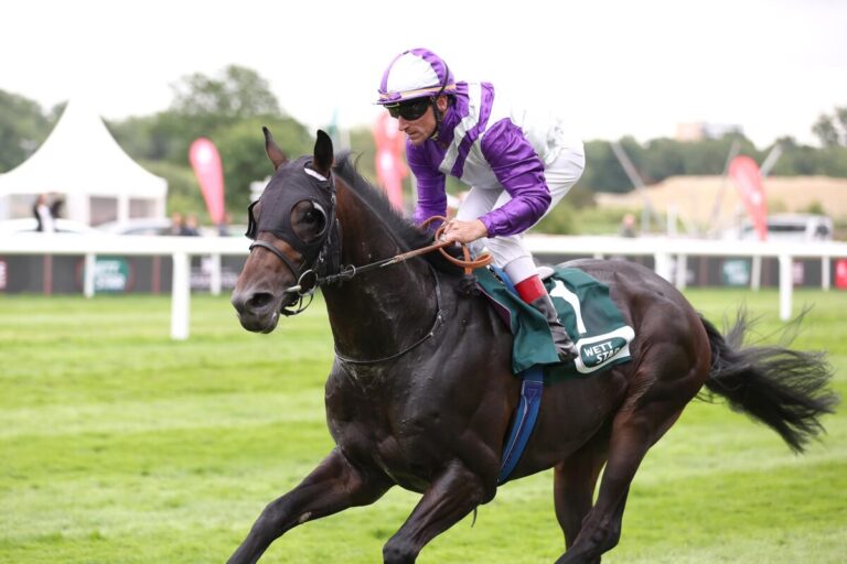 Favoritengeld zu Hause: Adlerstolz mit Scheuklappen zum ersten Sieg