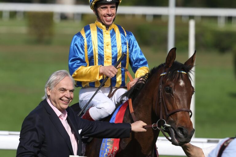 Beatrice siegt unter Fabrice Veron im Karin Baronin von Ullmann-Schwarzgold-Rennen