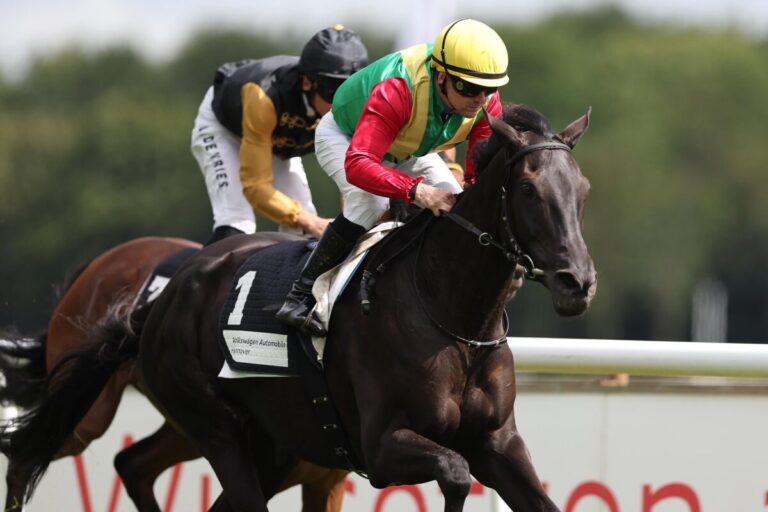 Natürlich Nastaria! Schleusner-Stute im Steher Stutenpreis