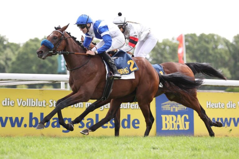 Um 15:30 Uhr: Saisondebüt von Voitton in Mailand