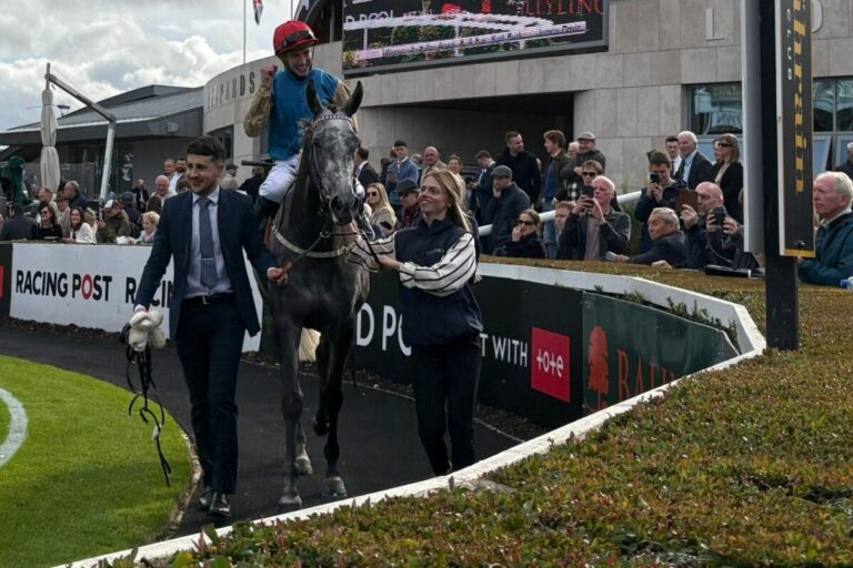 Wathnan Racing marschiert: Fallen Angel gewinnt Matron Stakes