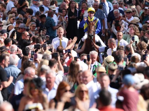 Nach Baden-Triumph – Goliath klettert im GAG wieder über die 100 Goliath siegt unter Clement Lecoeuvre im Wettstar.de 155. Großer Preis von Baden