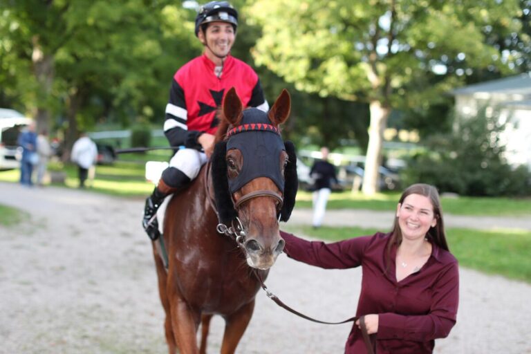 Tabet gewinnt weiter auf der Flachen – Sieg mit Oriental King in Düsseldorf