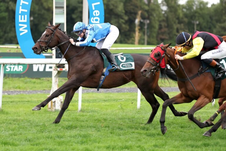 Nochmal Kampfankunft: Brüggemanns Orthos nickt hauchdünn ein