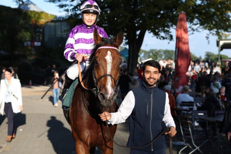 Deutsche Pferde im Grand Prix-Test mit viel Pech