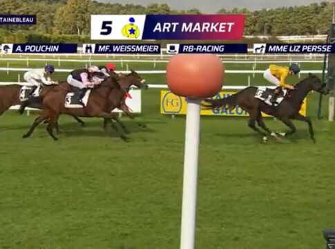 Weißmeiers Art Market gewinnt Reclamer in Fontainebleau Art Market