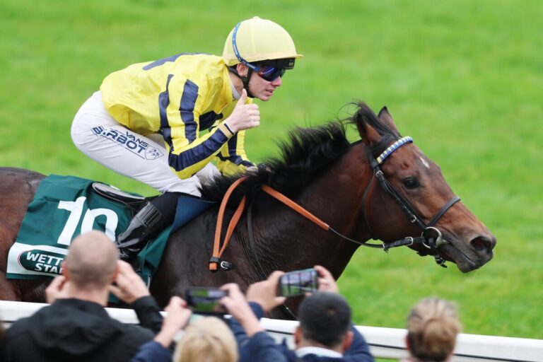 Schiergen gleicht aus und Marie zum Zweiten: Wonder Boy auf und davon