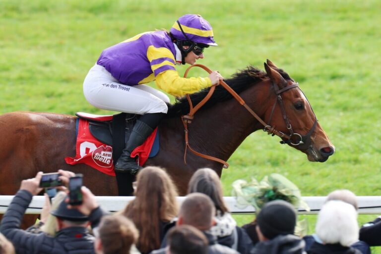 Sieg für „die Familie“: Jane Garfield Start-Ziel nicht zu beeindrucken