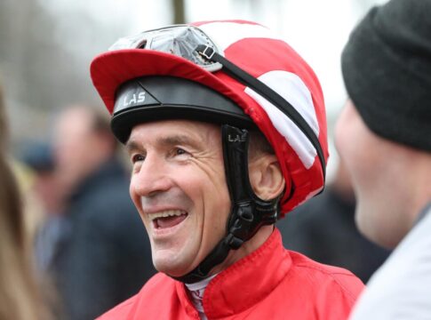 Nach Deutschland-Abschied - Samstag startet de Vries in den Emiraten Adrie de Vries