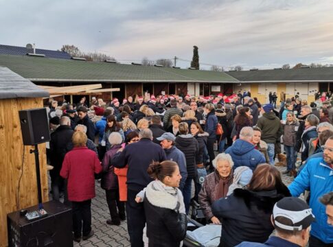 Am Samstag: Adventsbasar im Iffezheimer Boxendorf Adventsbasar im Boxendorf