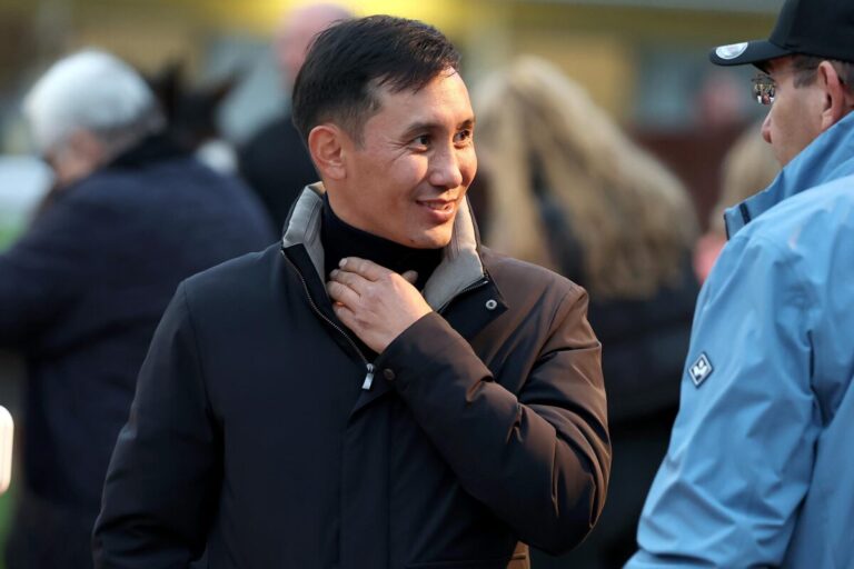 Bauyrzhan Murzabayev am 17.10.2025 bei der BBAG Herbstauktion in Iffezheim