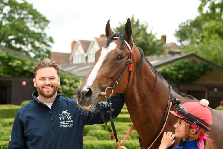 Basher Watts mit Holy Fire