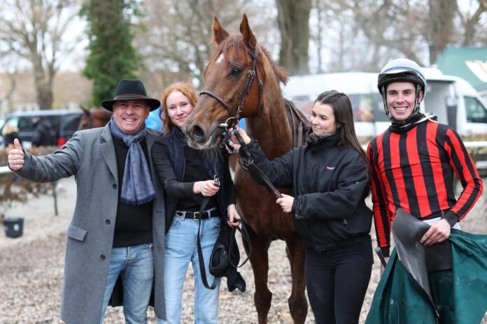 Mr Pablo siegt unter Matthew S. Johnson