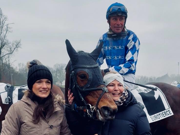 Sacred Moon sorgt für ersten deutschen Mons-Sieg